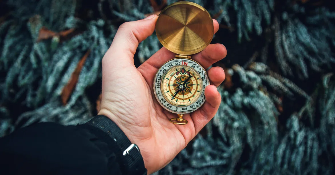 Navegando no Labirinto do Turismo: O Papel Estratégico da Consultoria ao Alavancar Tendências e Informações Públicas