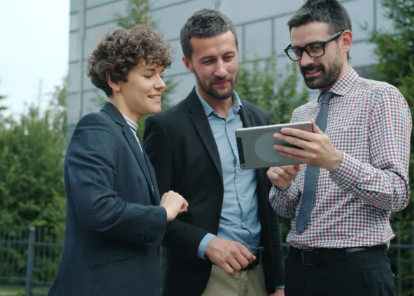 Tecnologia nas Vendas de Turismo: Preparando o Futuro do seu Negócio